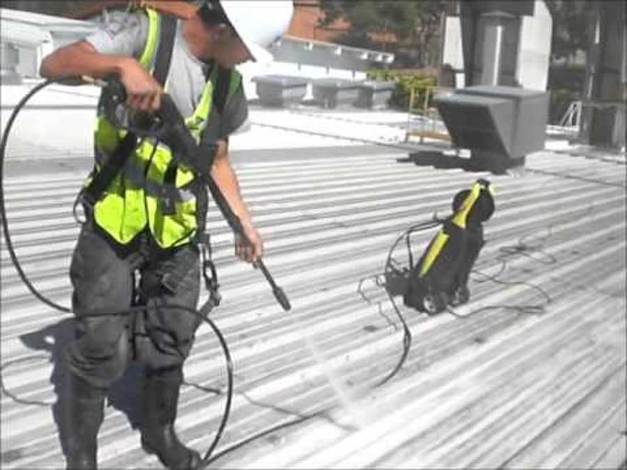 Lavado general en techos y lugares que desea mantener en buen estado