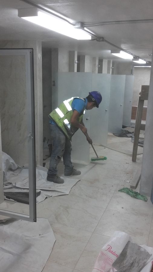 Limpieza durante y después del proceso de instalación.