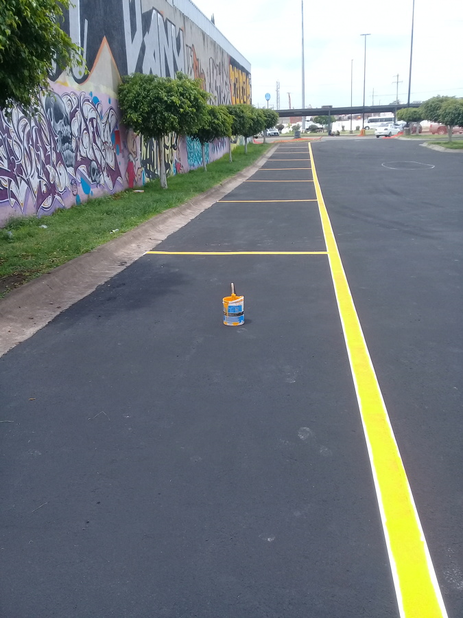 Lineas en Estacionamiento