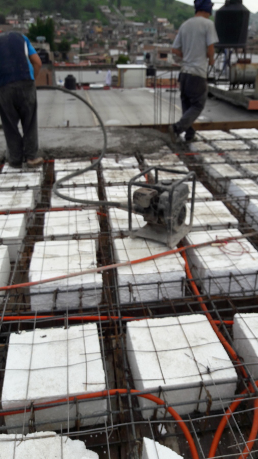 LOSA RETICULAR EN EL SUPERMERCADO