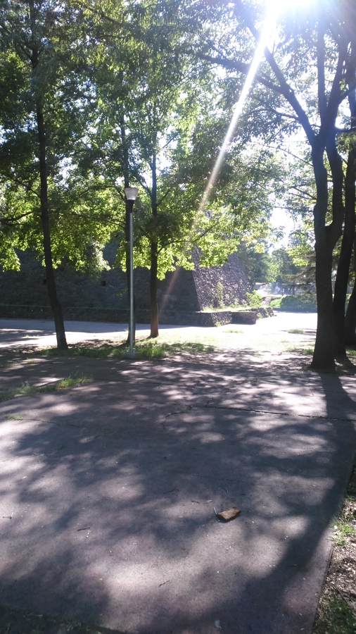luminaria en isla de Ciudad Universitaria