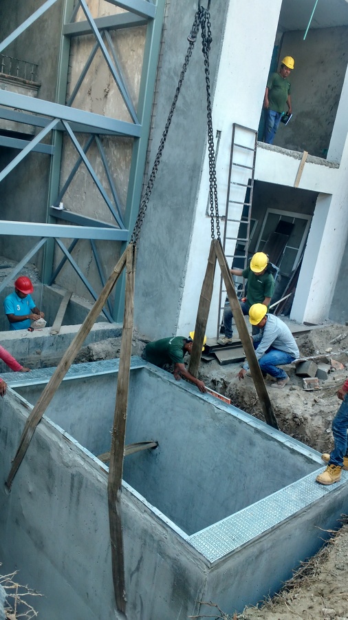 Maniobra para Hincado de Bóveda · CFE BT300B