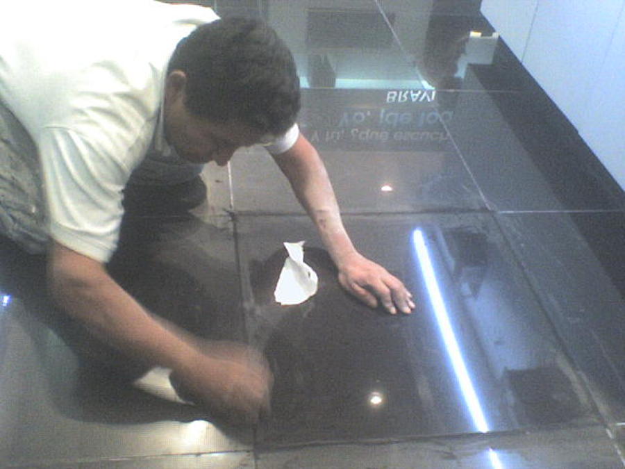 MANTENIMIENTO A LOCAL COMERCIAL