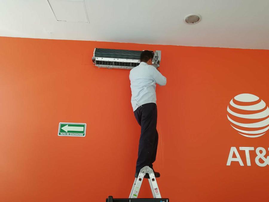 MANTENIMIENTO AIRE ACONDICIONADO