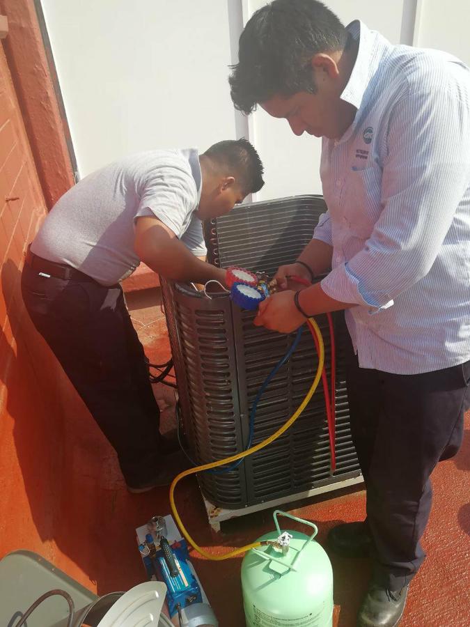 MANTENIMIENTO AIRE ACONDICIONADO