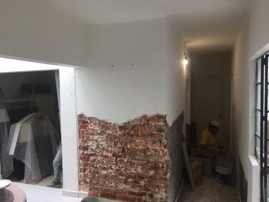 Mantenimiento de aplanados en muros y losas