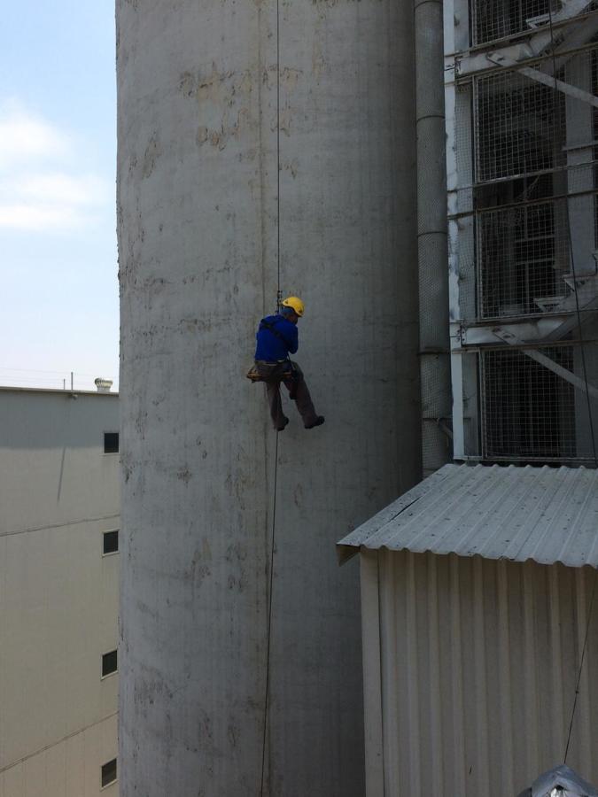 MANTENIMIENTO EN SILOS