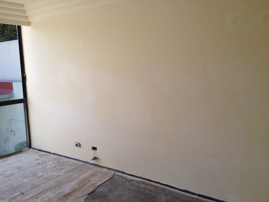 Mantenimiento y pintura en muros