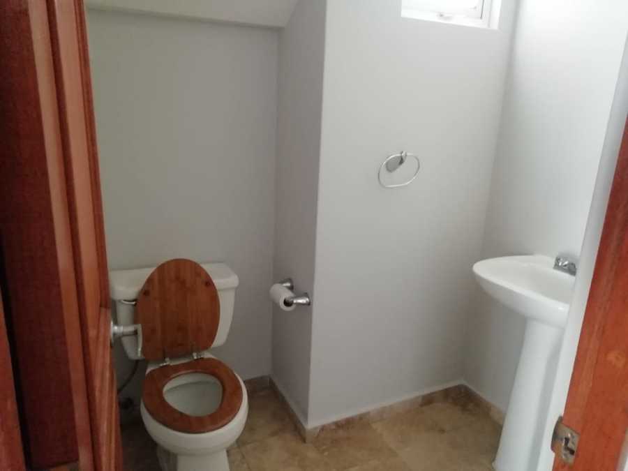 Medio baño.