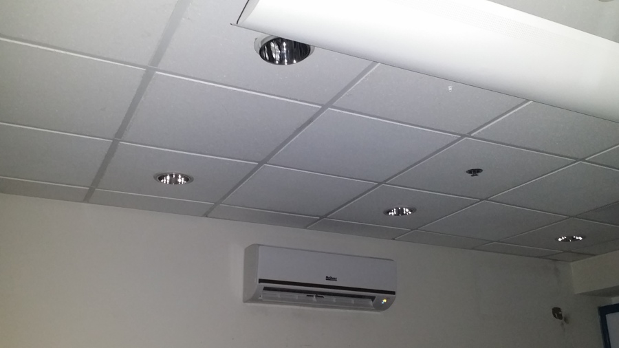 MINISPLIT EN OFICINAS