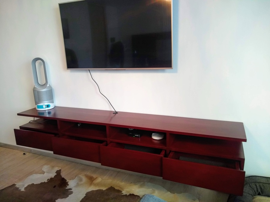 Mueble de TV en Madera de Caoba