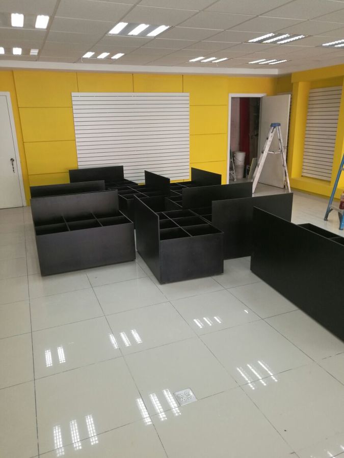 Muebles para tienda OHR