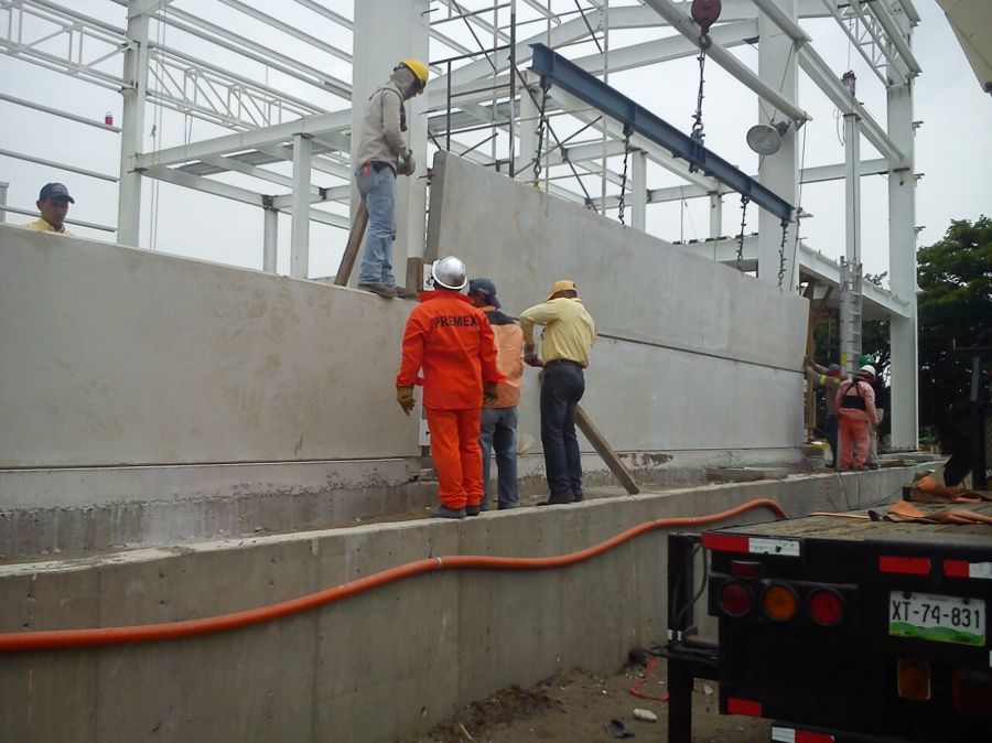 Muros para naves industriales