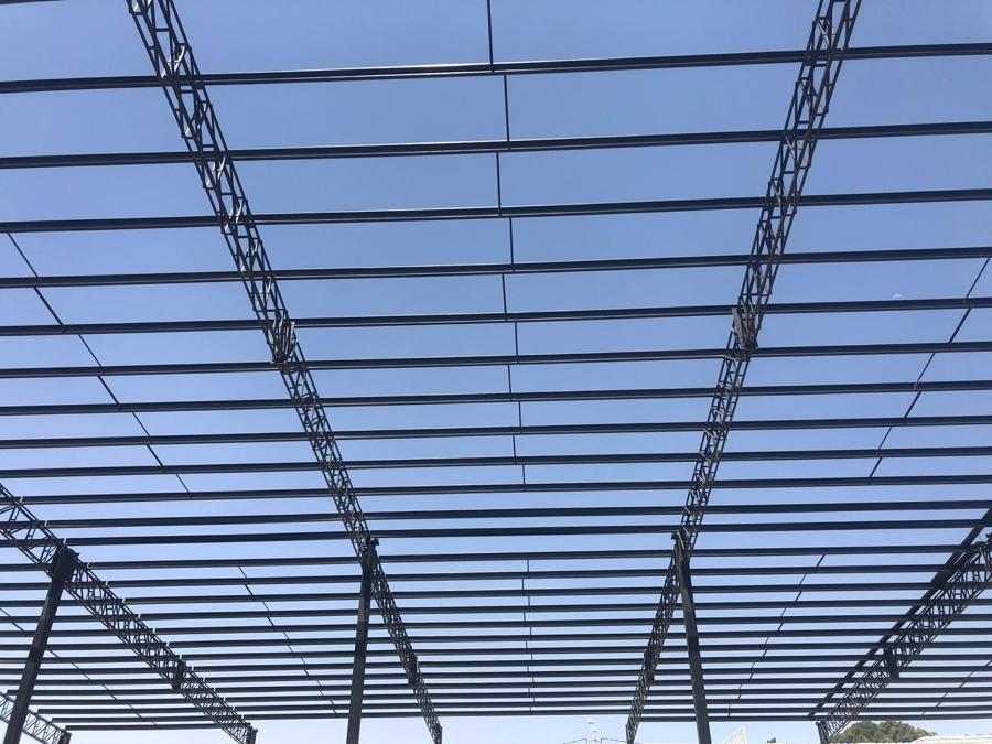 Nave industrial en proceso