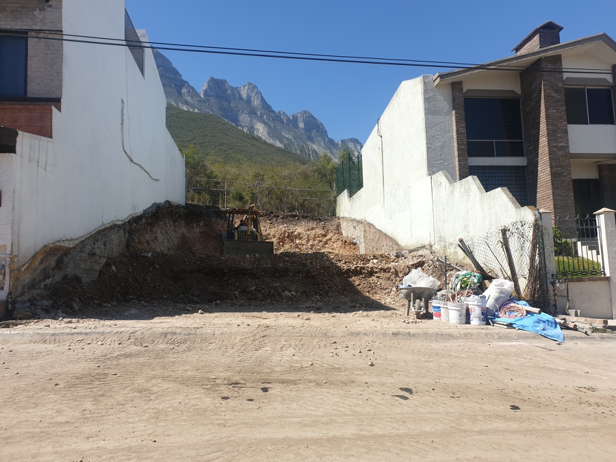 Obra - Corte de terreno