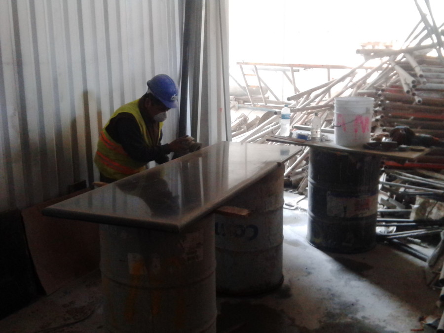 Personal y herramienta especializada para los diversos proyectos.