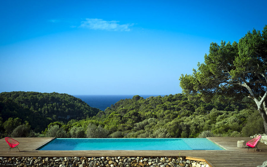 Foto: Alberca-infinita-en la Cima de una Montaña #187619 - Habitissimo