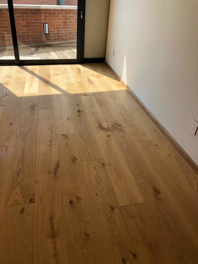 Piso de madera de ingeniería