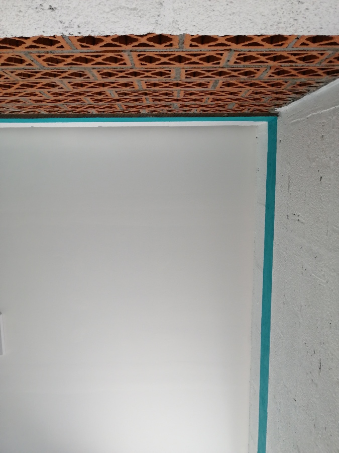 plafon y detalle de celosia de ladrillo