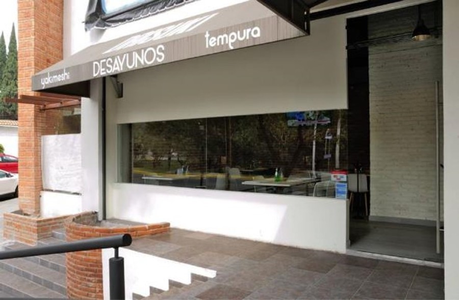 PLAZA AMBIENTES
