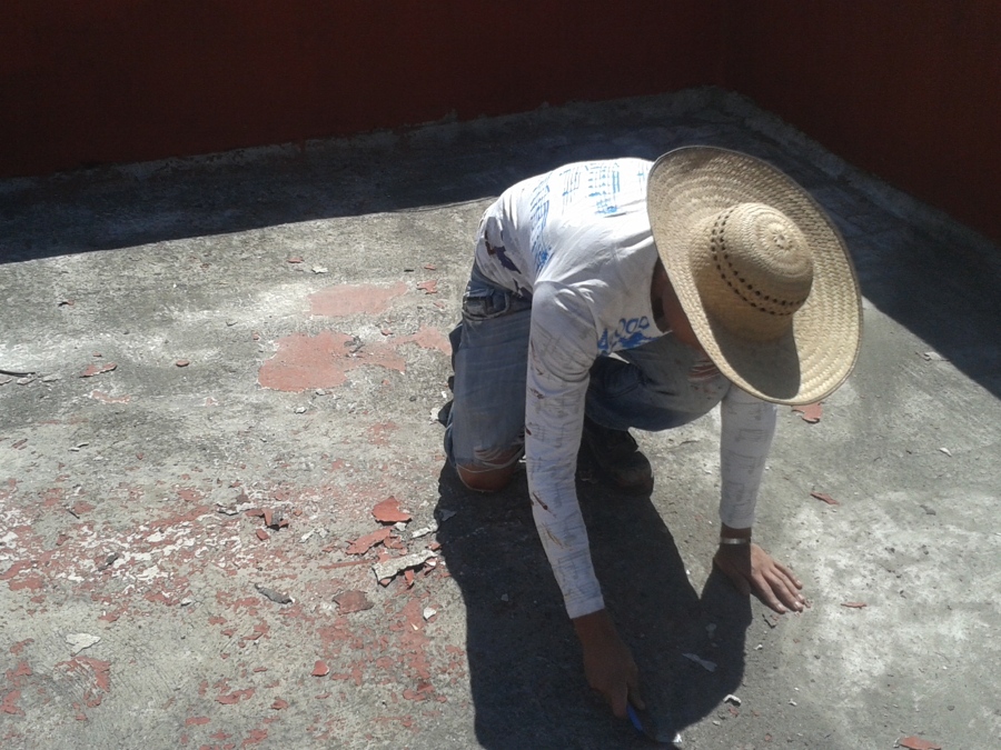 Preparación del área a impermeabilizar.