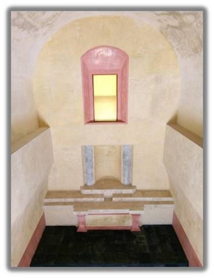 PRESBITERIO, ALTAR