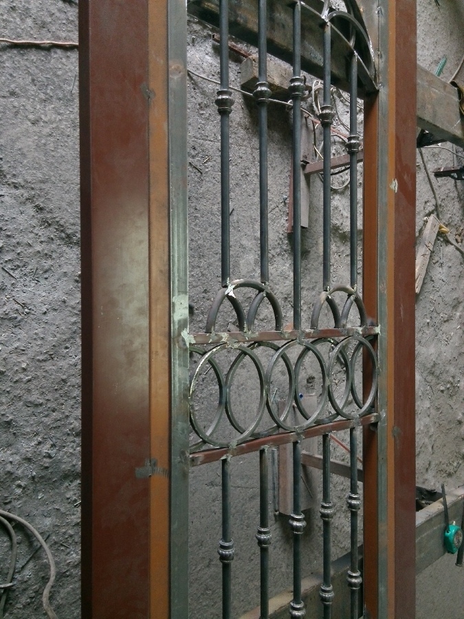 Proceso de fabricación de puerta