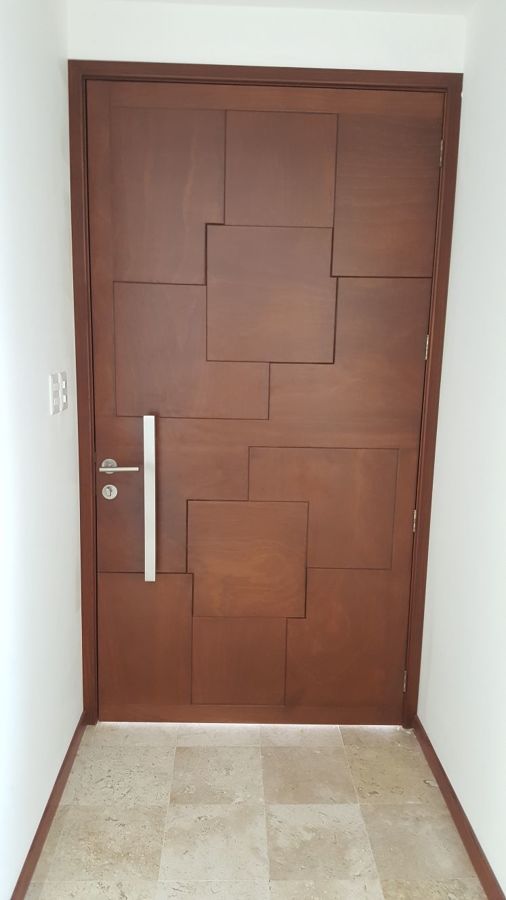 Puerta principal 