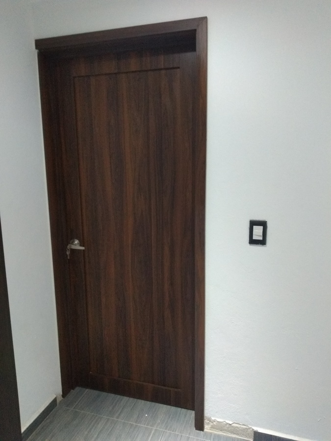 Foto: Puertas para Casa Habitación de Diseño y Reparación en Madera