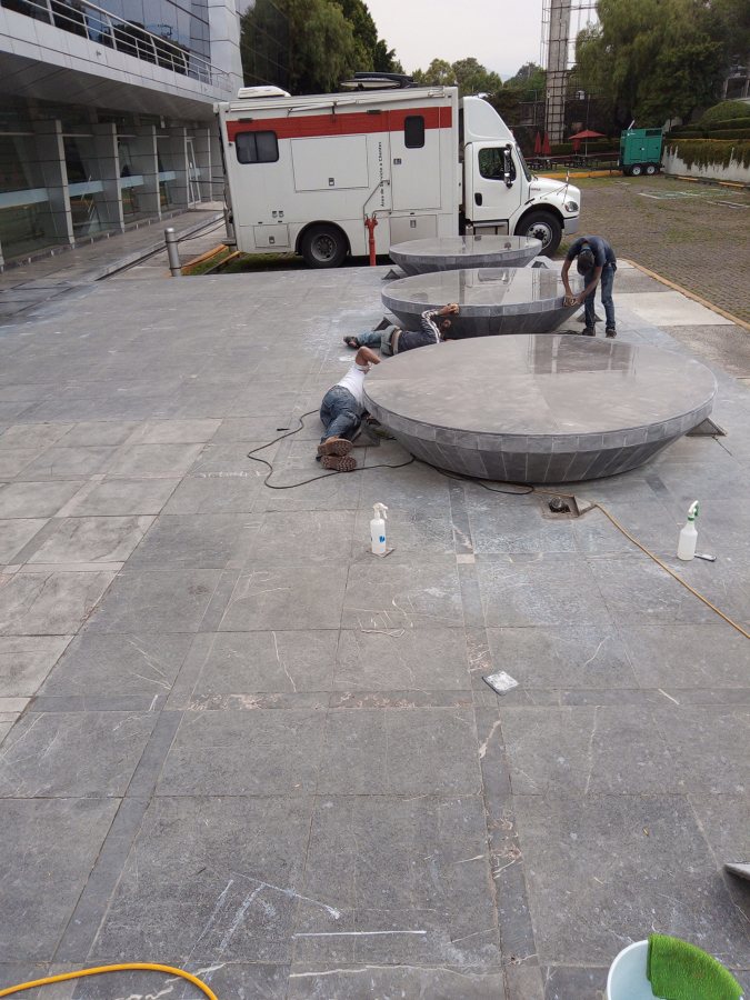 Pulido de piso de mármol