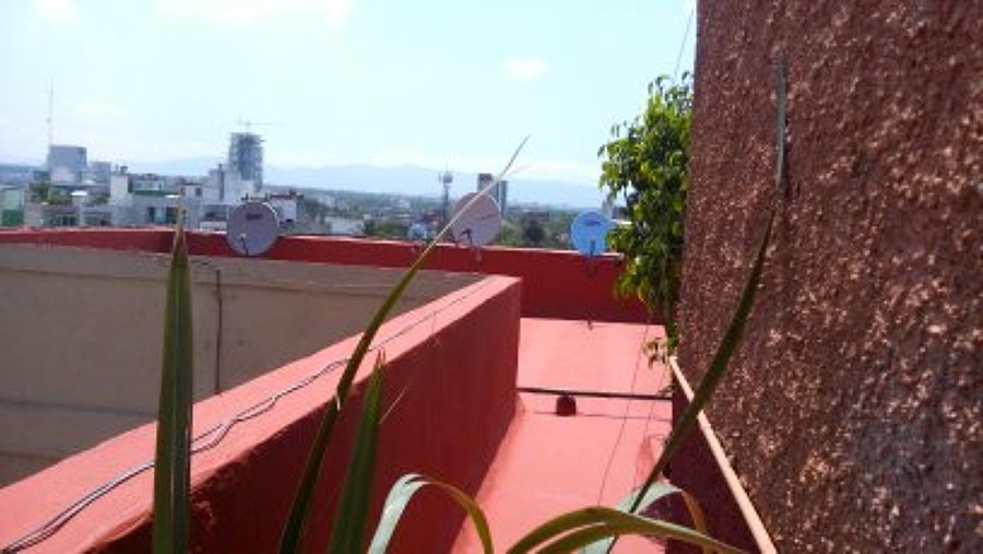 RECUBRIMIENTO A 2 MANOS EN TODA LA SUPERFICIE