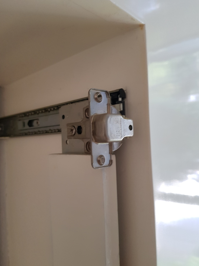 REHABILITACIÓN DE MUEBLE DE TV.
