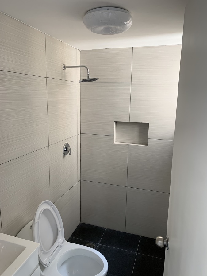 Remodelación departamento moderno - baño
