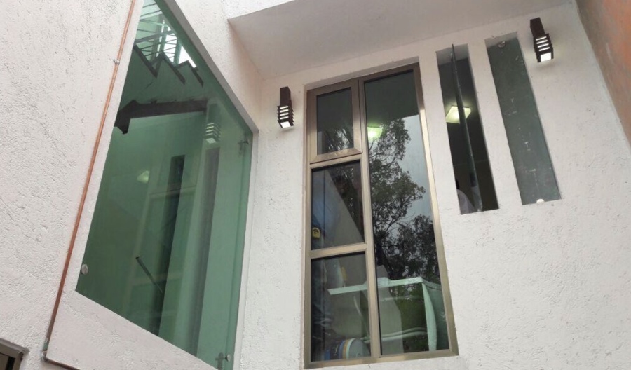 Remodelación fachada interior