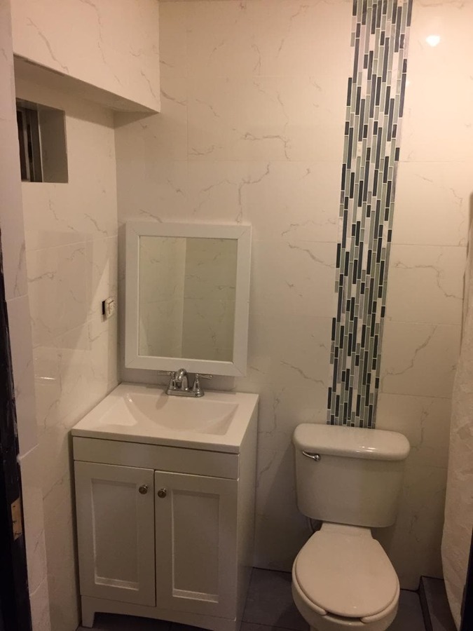 Foto: Instalacion de Azulejo,piso y Sardinel de Remodelacion E