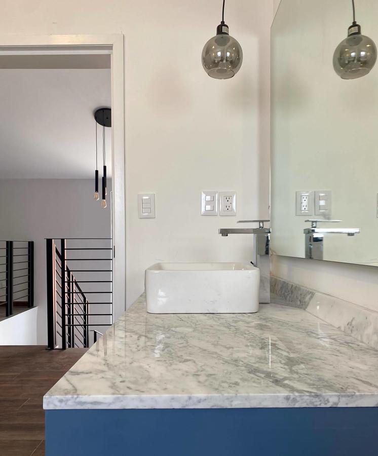REMODELACION Y DISEÑO DE INTERIORES RESIDENCIA