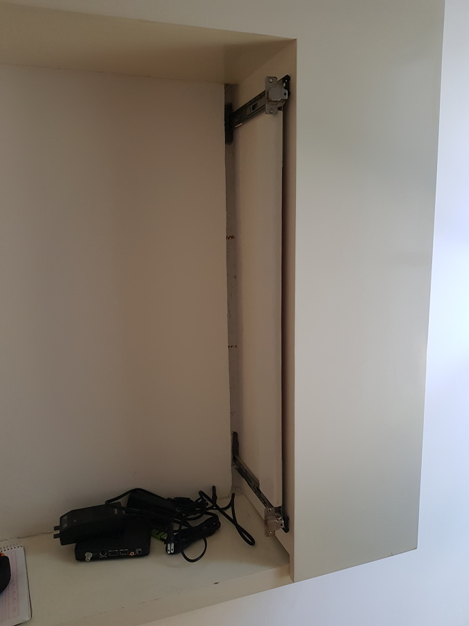 RENOVACIÓN DE MUEBLE DE TV