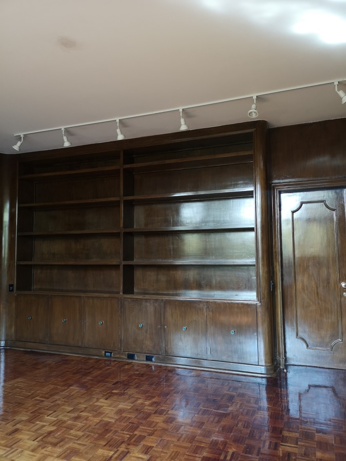 Foto: Podado de Jardín y Construcción de Escalón en Patio de Doblev.arq