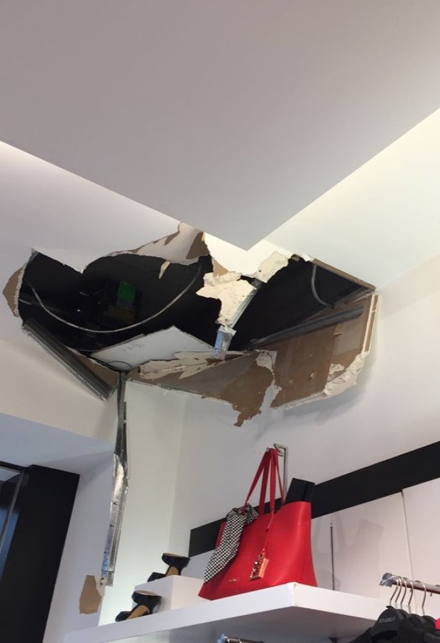 Ruptura de plafón y escombros