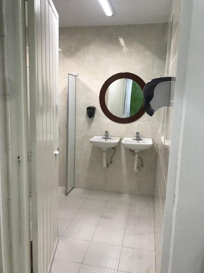 Sanitario para Hombres - Restaurante