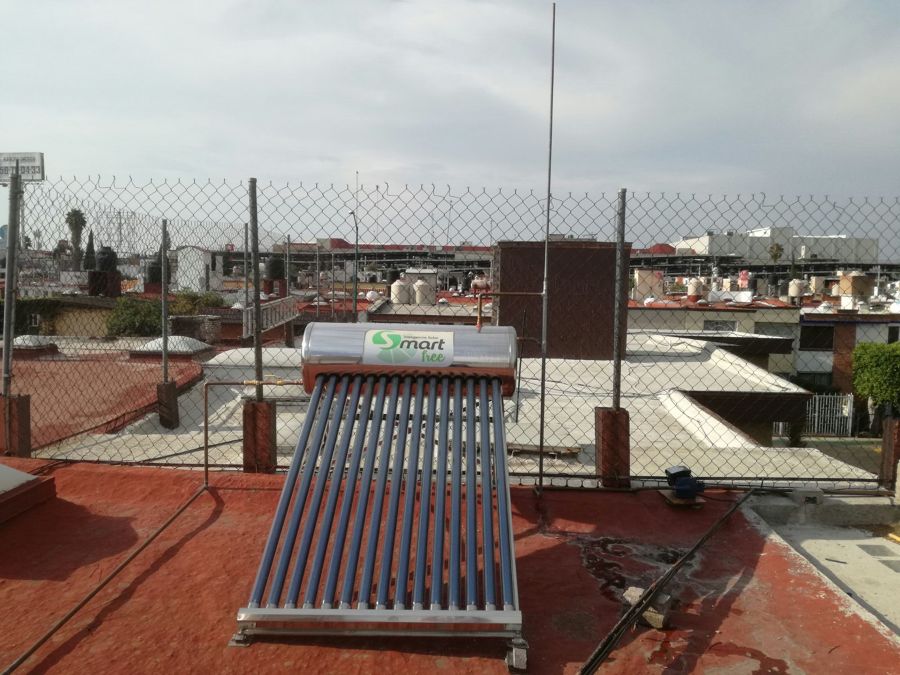 SISTEMA DE CALENTAMIENTO DE AGUA SOLAR