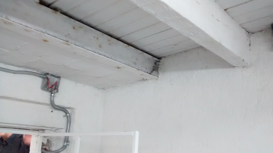 Demolicion de Piso Duela de Madera y Construccion de Losa de Concreto