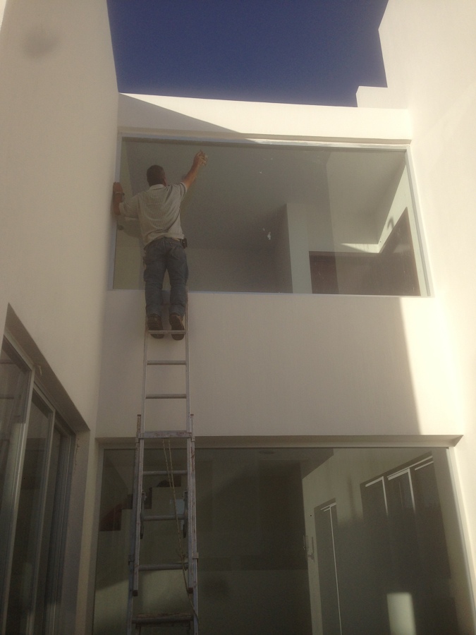 tallado de vidrios exteriores para desmanchar