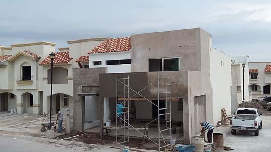 Terminando obra gris