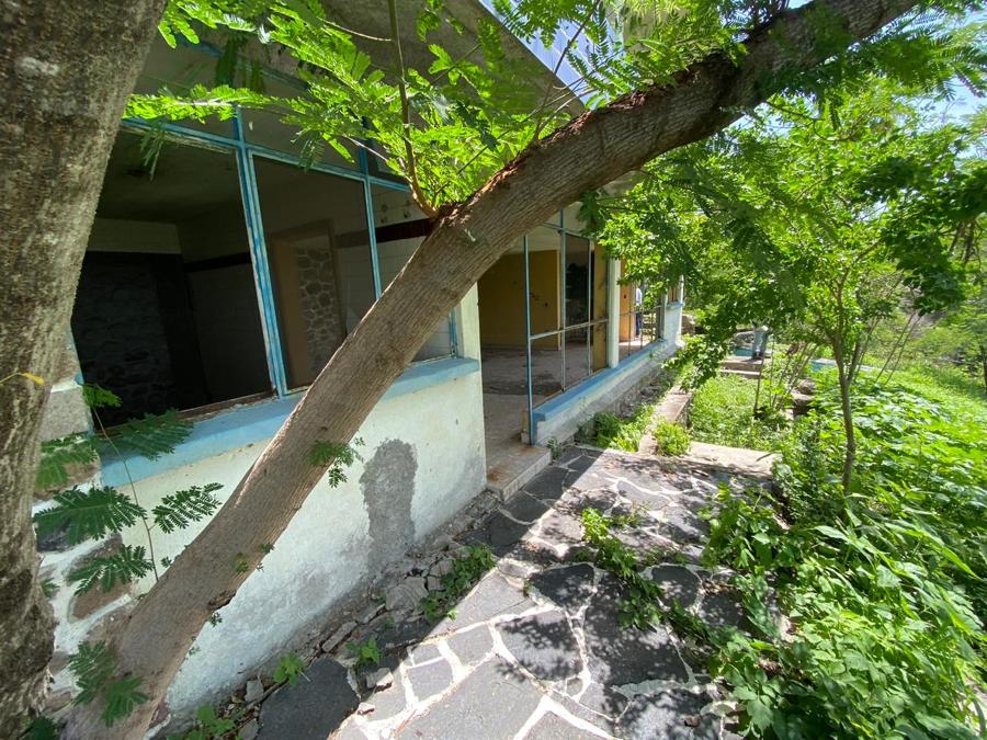 Terraza principal antes