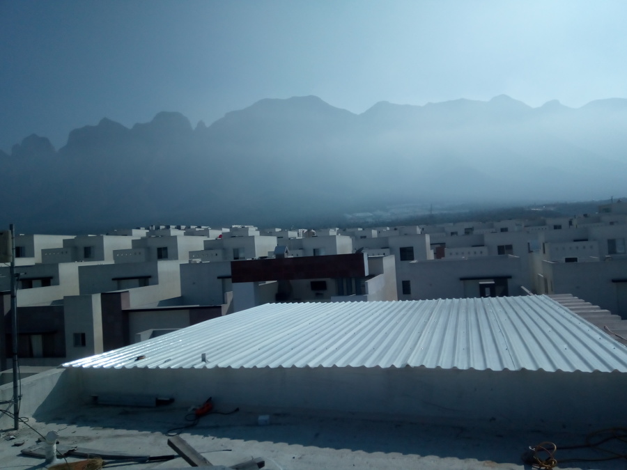 Terraza ya cubierta con láminas