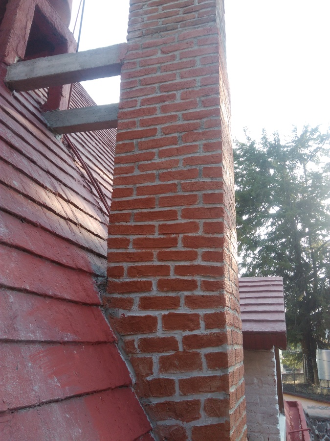 Tiro ya terminado repellado imitación tabique.