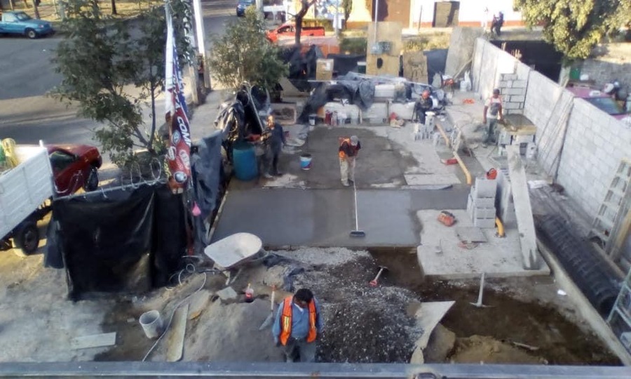 Trabajos al exterior de la tienda