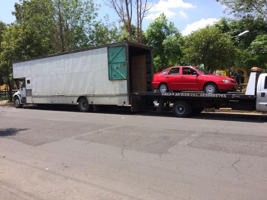 Traslado de vehículos y motos sin rodar