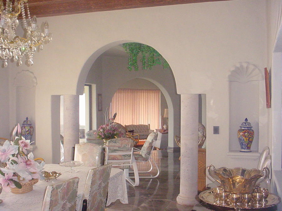 UNA VERDADERA MANSIÓN